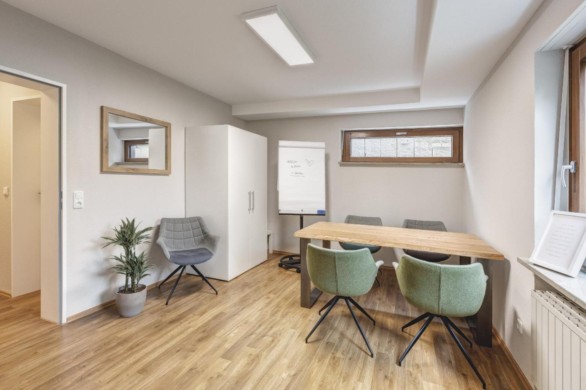 Gemuetliche Einliegerwohnung In Bei Wuerzburg Apartment Estenfeld